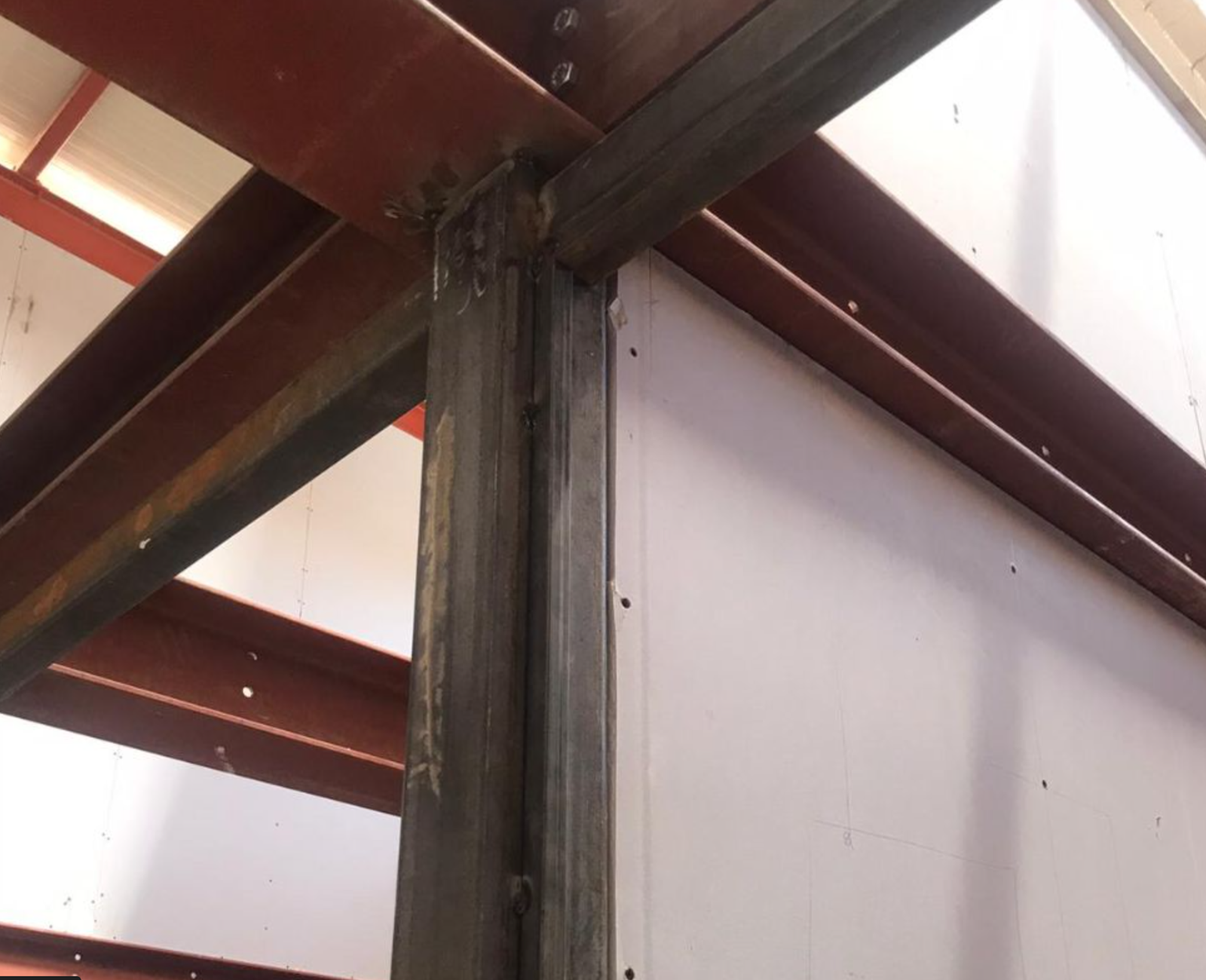 Universal column steel construction